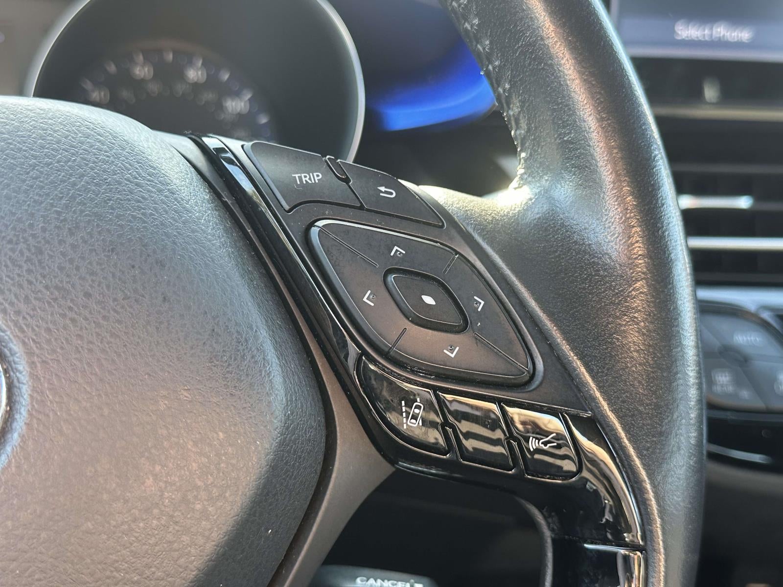 2021 Toyota C-HR XLE