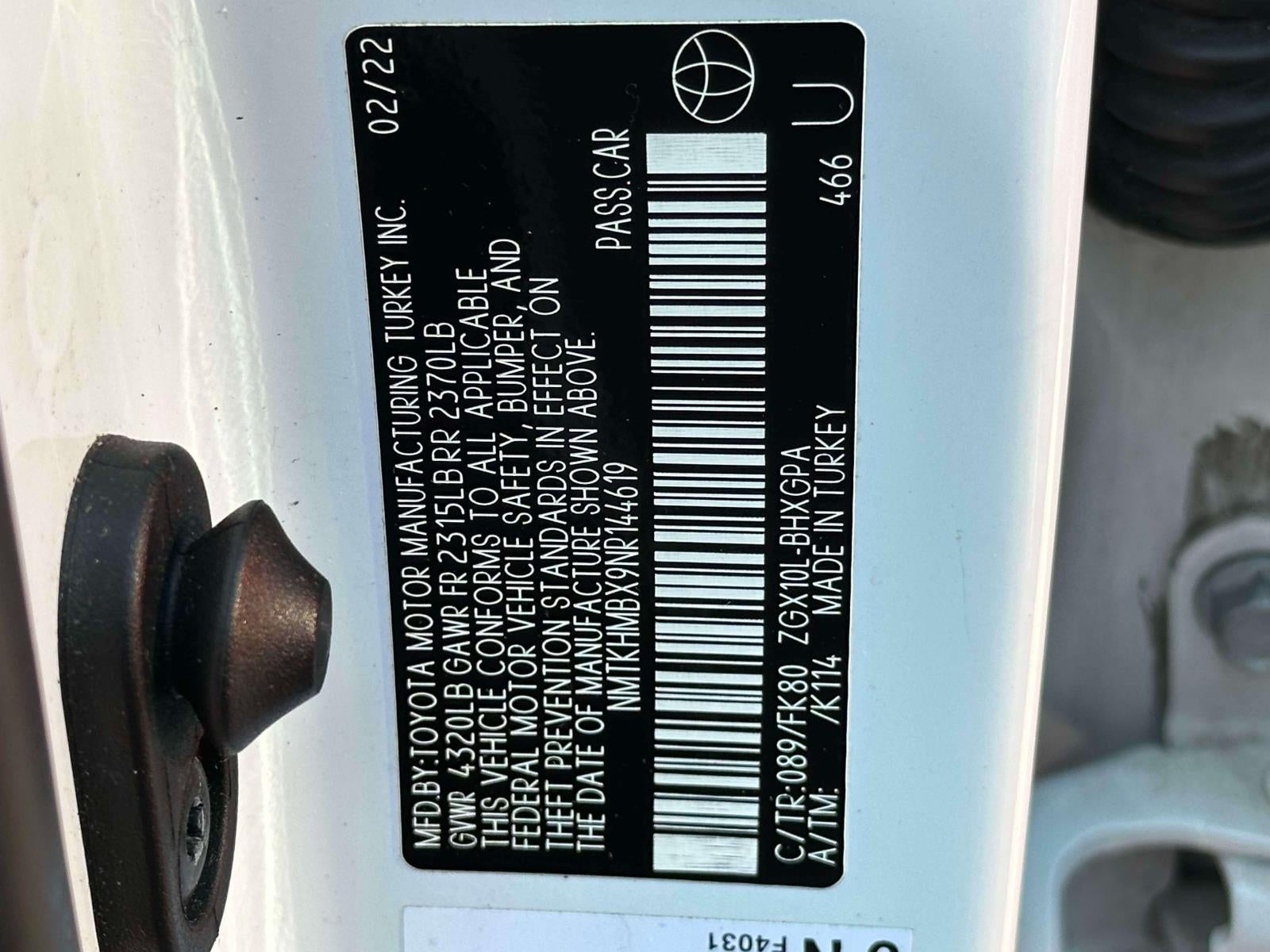 2022 Toyota C-HR XLE