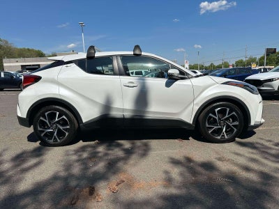 2022 Toyota C-HR XLE