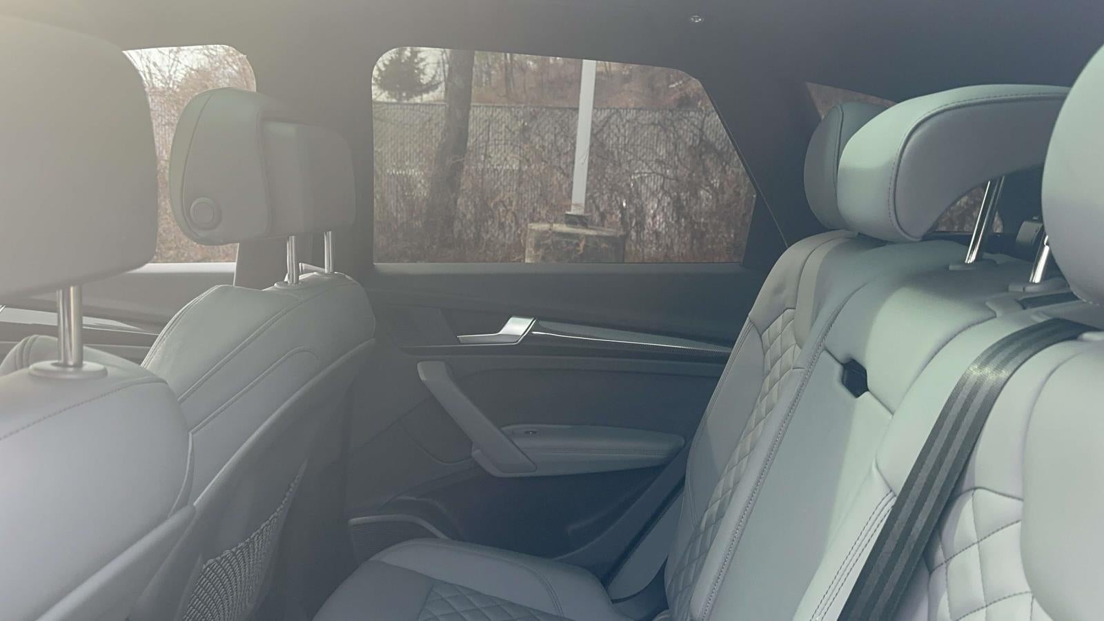 2025 Audi SQ5 Premium Plus TFSI quattro Tiptronic