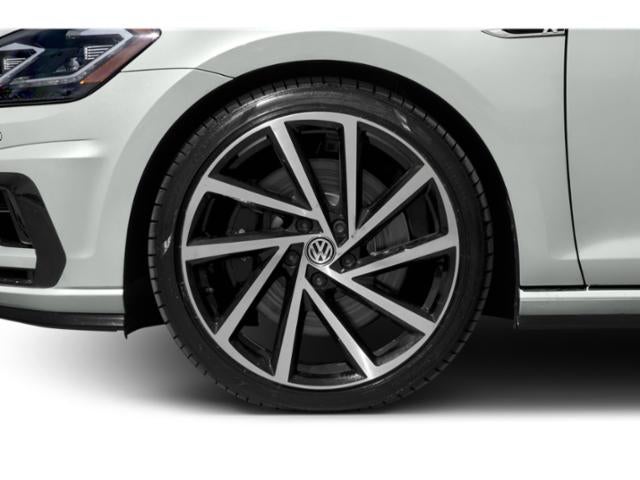 2019 Volkswagen Golf R 2.0T w/DCC Navigation