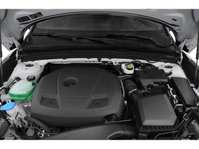 2021 Volvo XC40 T5 Momentum