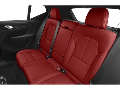 2021 Volvo XC40 T5 Momentum