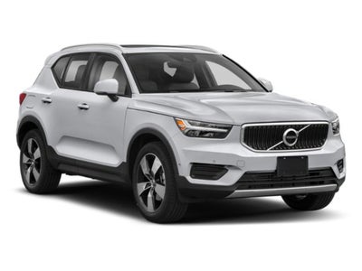 2021 Volvo XC40 T5 Momentum
