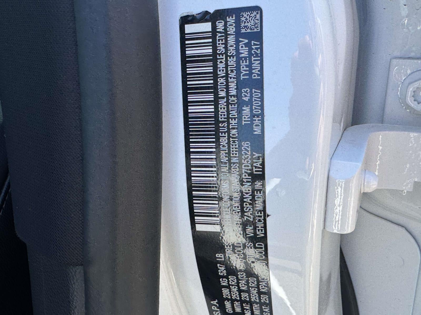 2023 Alfa Romeo Stelvio Veloce AWD